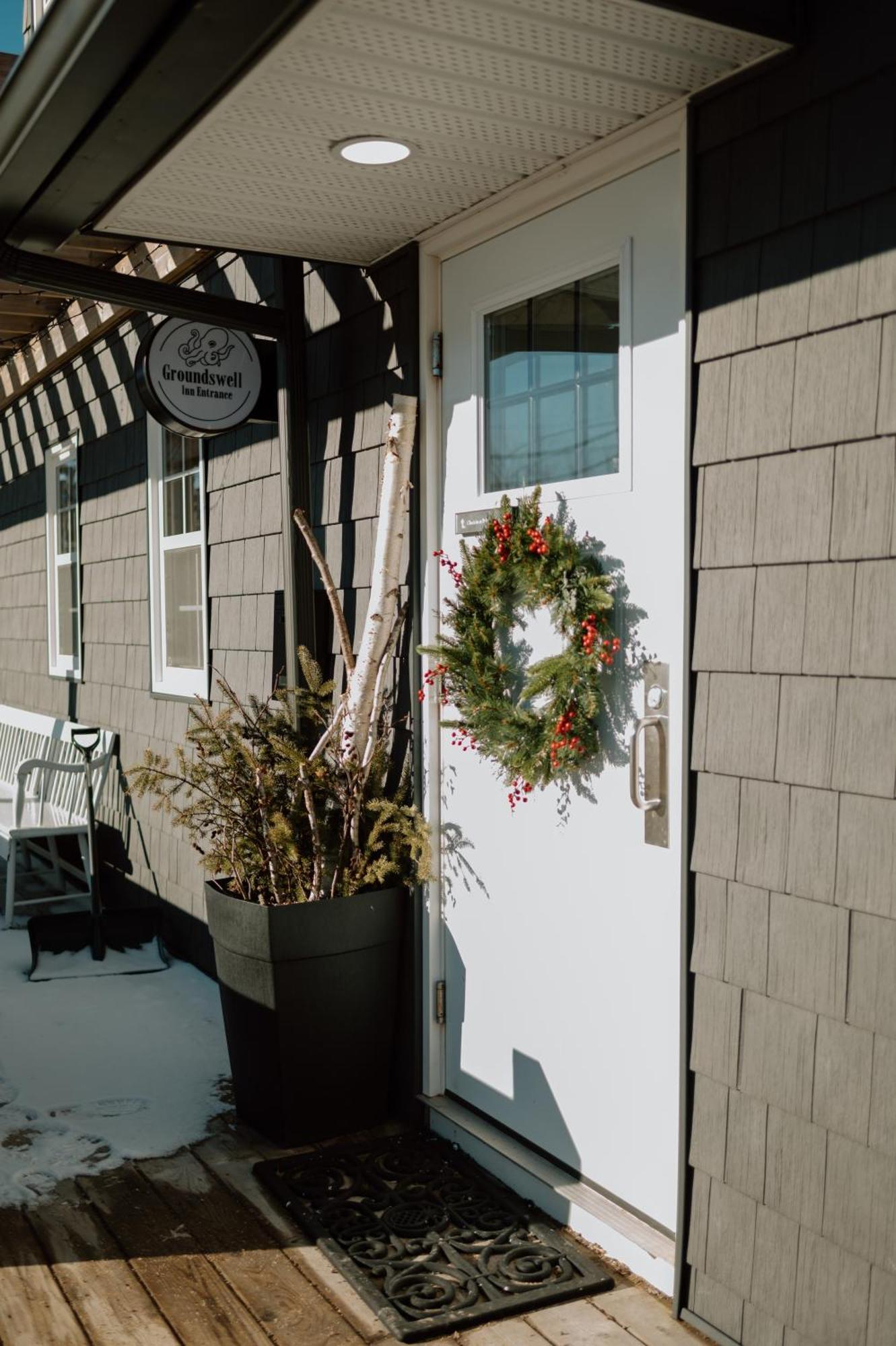 Groundswell Pub & Inn D'Escousse Екстериор снимка