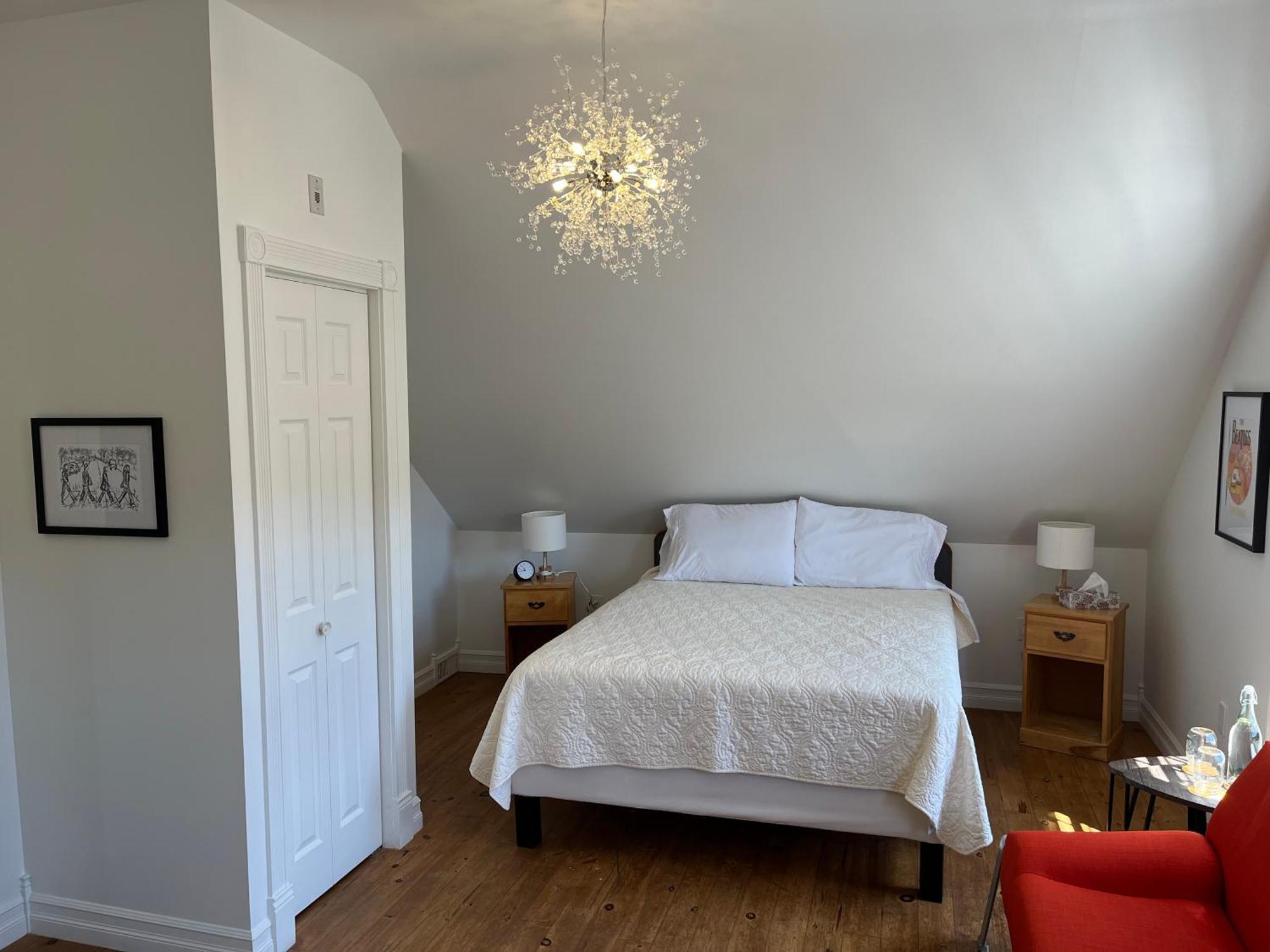 Groundswell Pub & Inn D'Escousse Екстериор снимка